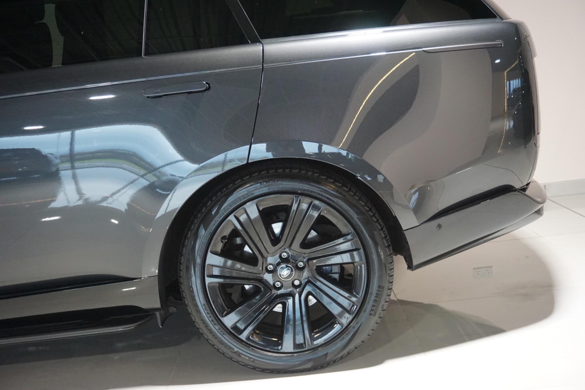 Land Rover Range Rover 3.0 D350 MHEV HSE SUV 5dr Diesel Auto 4WD Euro 6 (s/s) (350 ps)